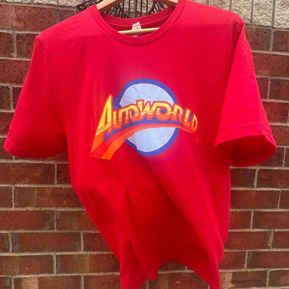 Red AutoWorld Shirt Car Theme Graphic Streetwear Unbranded Tee Bold Collector L